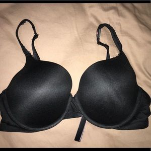 Black VS bra NWT